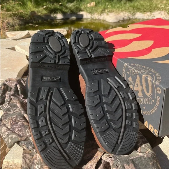 (Reserved!) Wolverine Men's Rugged Brown Leather Boots - Picture 5 of 6